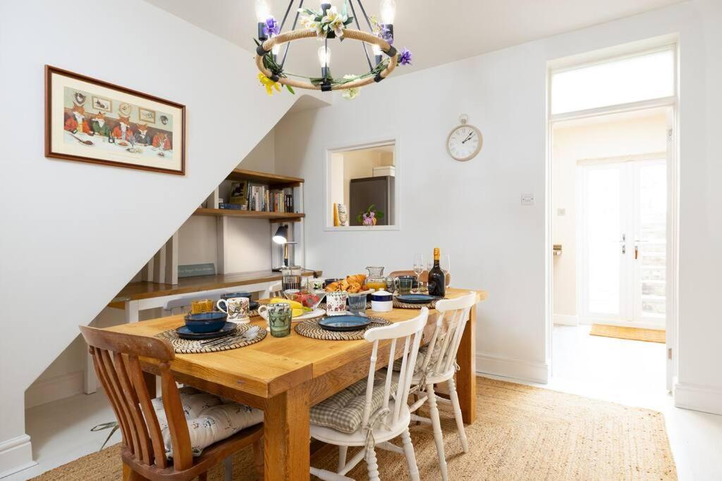 Pure B - Welcoming Bath City 3 Bed House Free Parking & Wifi エクステリア 写真